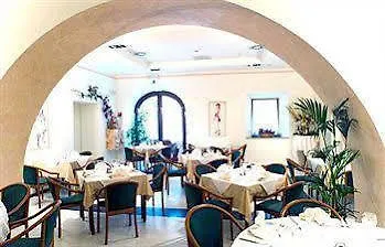 Youme Design Place Triest