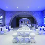 Youme Design Place Hotell 4*