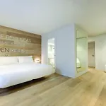Hotell Youme Design Place 4*