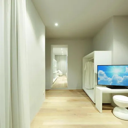 Szálloda Youme Design Place 4*