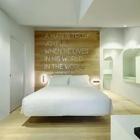 Youme Design Place Ξενοδοχείο 4*