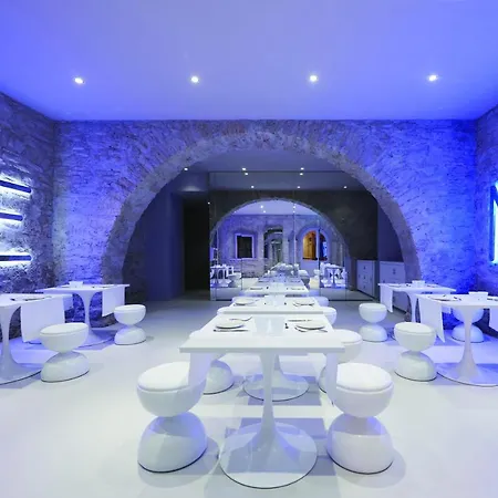 Youme Design Place Hotel 4*
