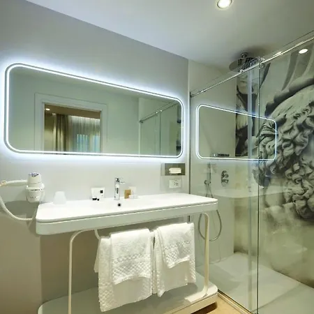 Youme Design Place Τεργέστη