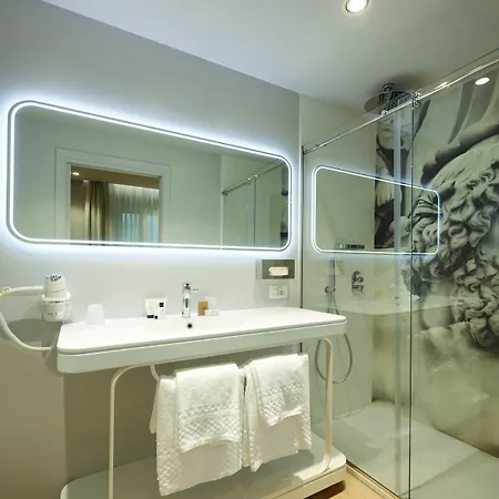 Youme Design Place 的里雅斯特