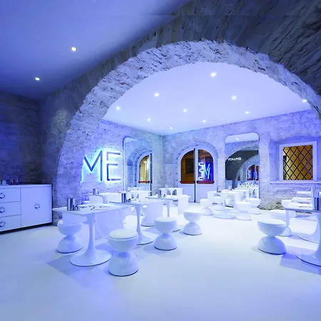 Youme Design Place 4*