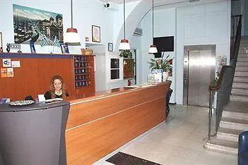 Youme Design Place Szálloda Trieszt
