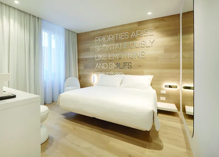 Youme Design Place 4* Trieste